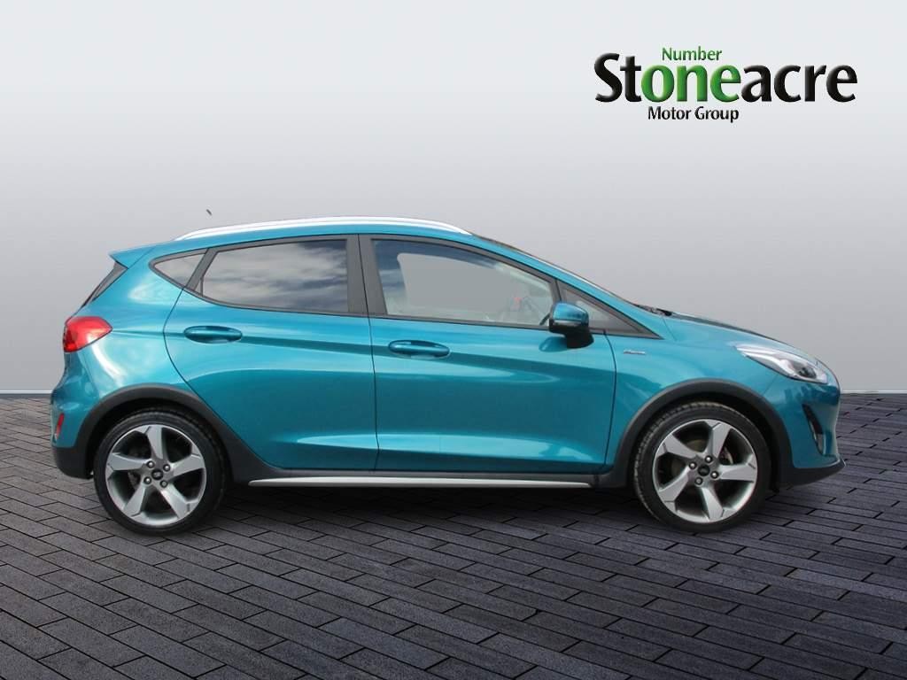 Ford Fiesta Image 2