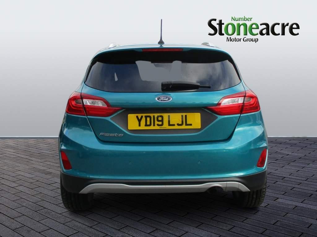 Ford Fiesta Image 4