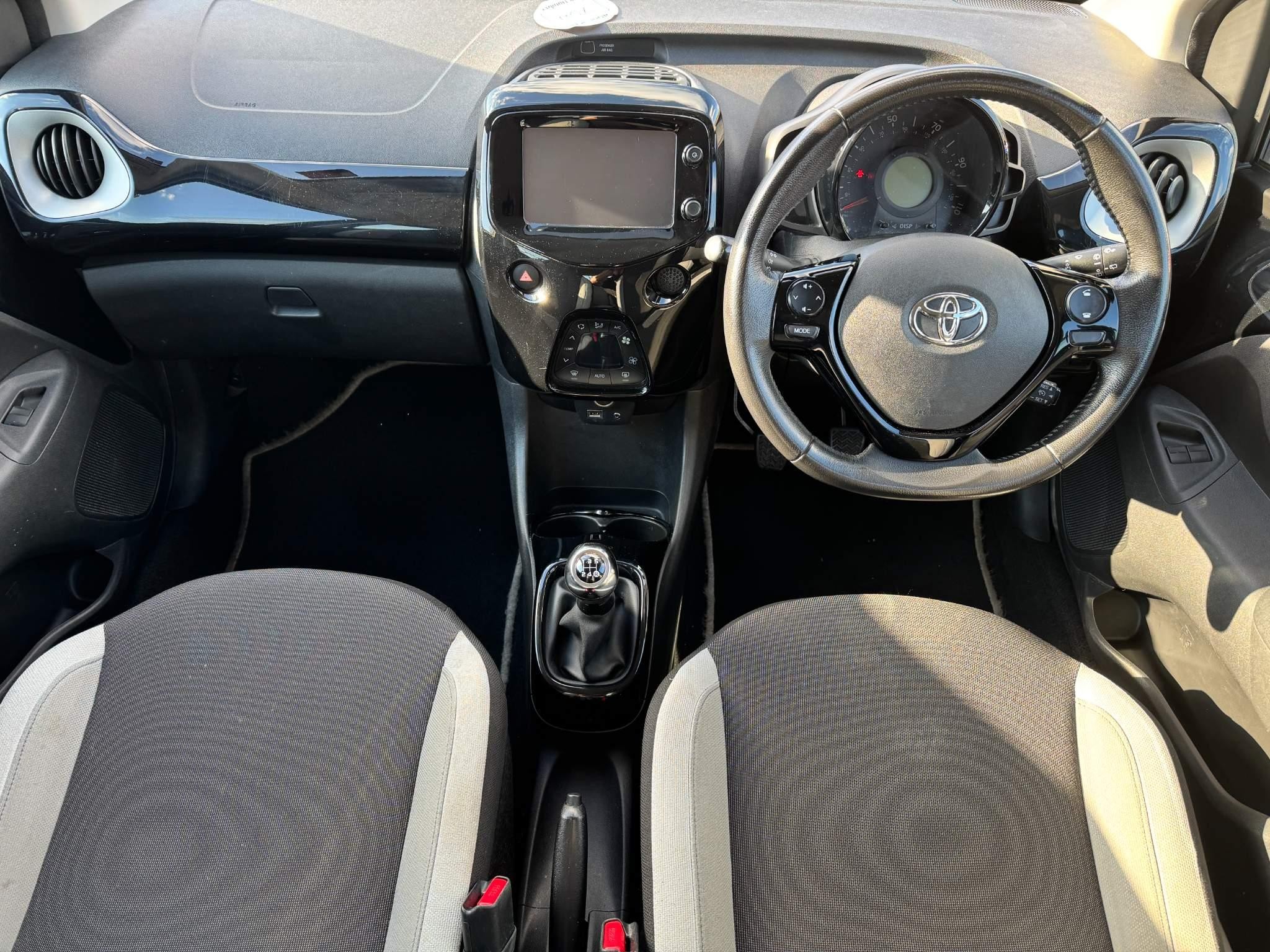 Toyota Aygo Image 17