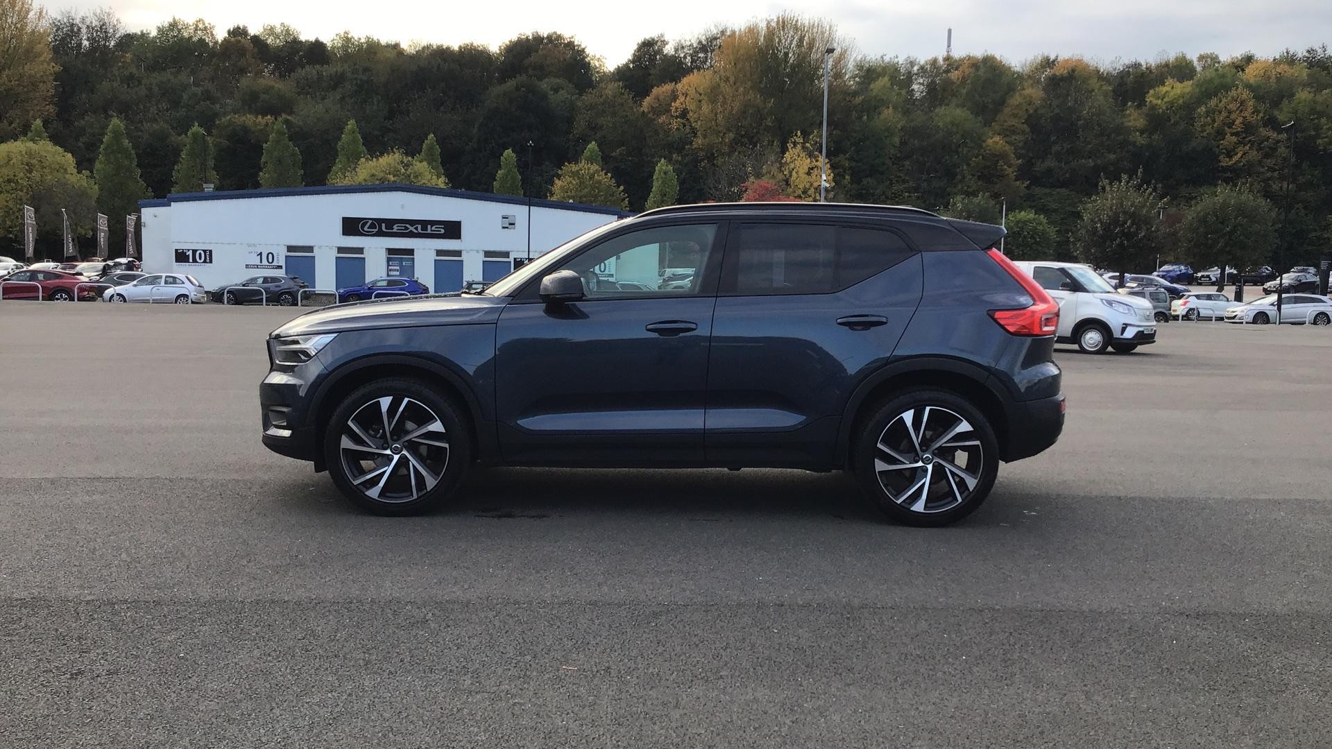 Volvo XC40 Image 8