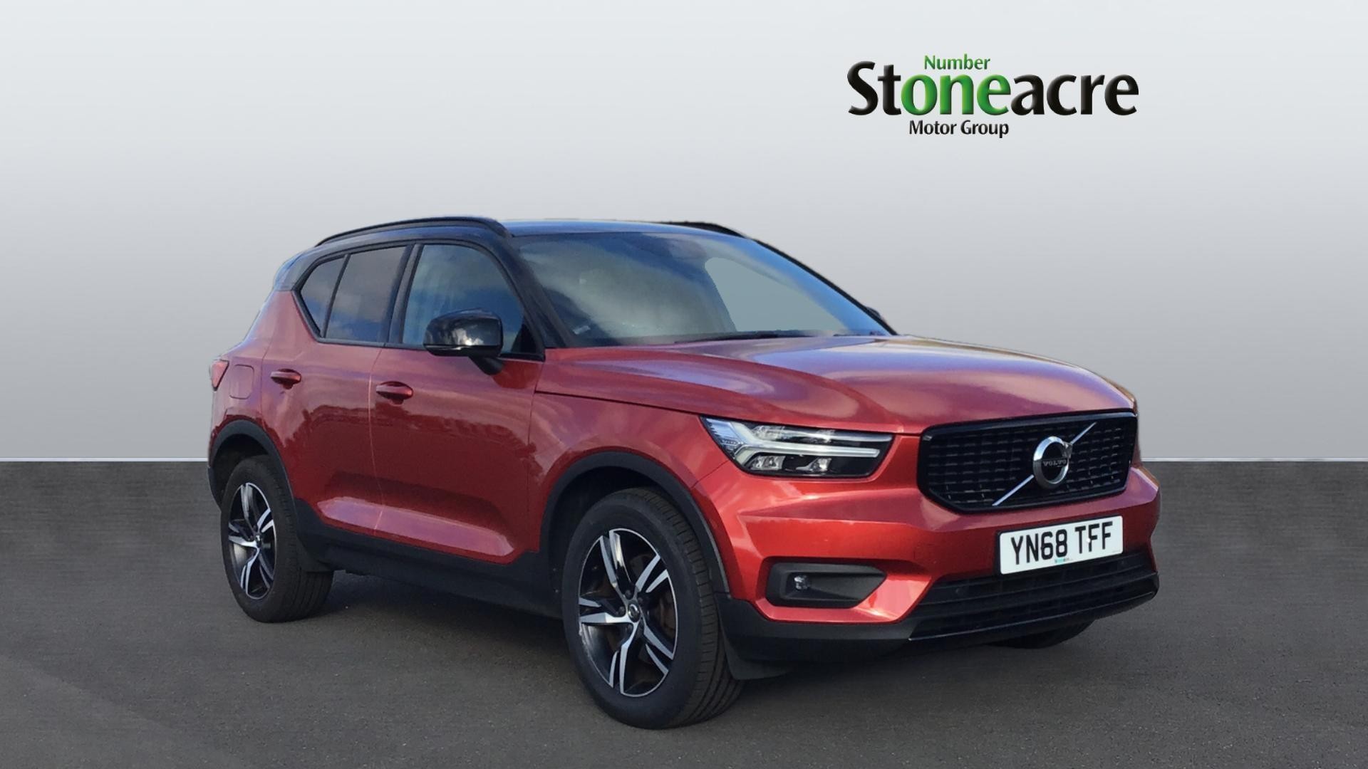 Volvo XC40 Image 1