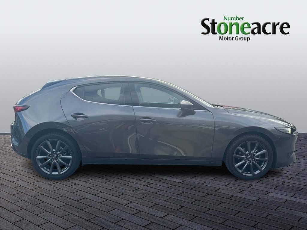 Mazda Mazda3 Image 2