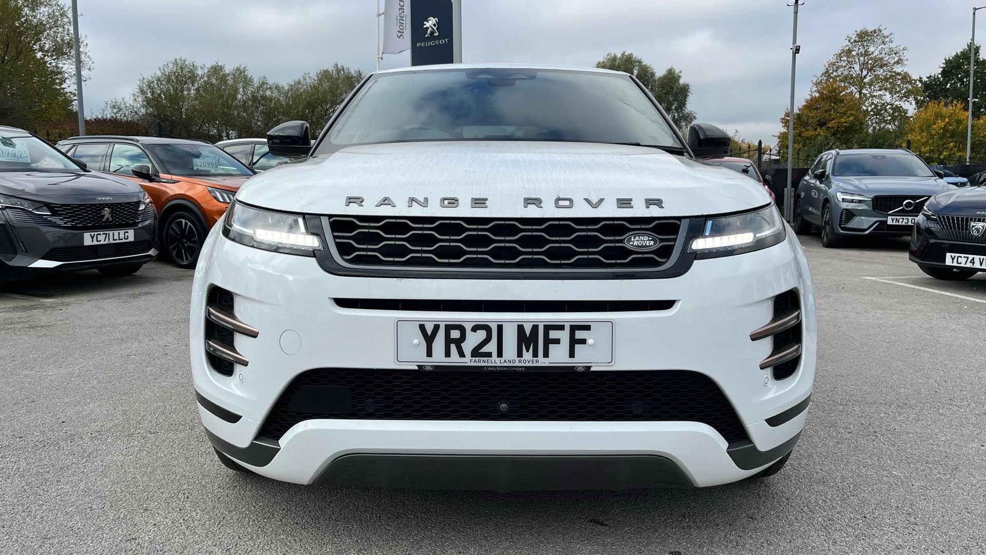 Land Rover Range Rover Evoque Image 12