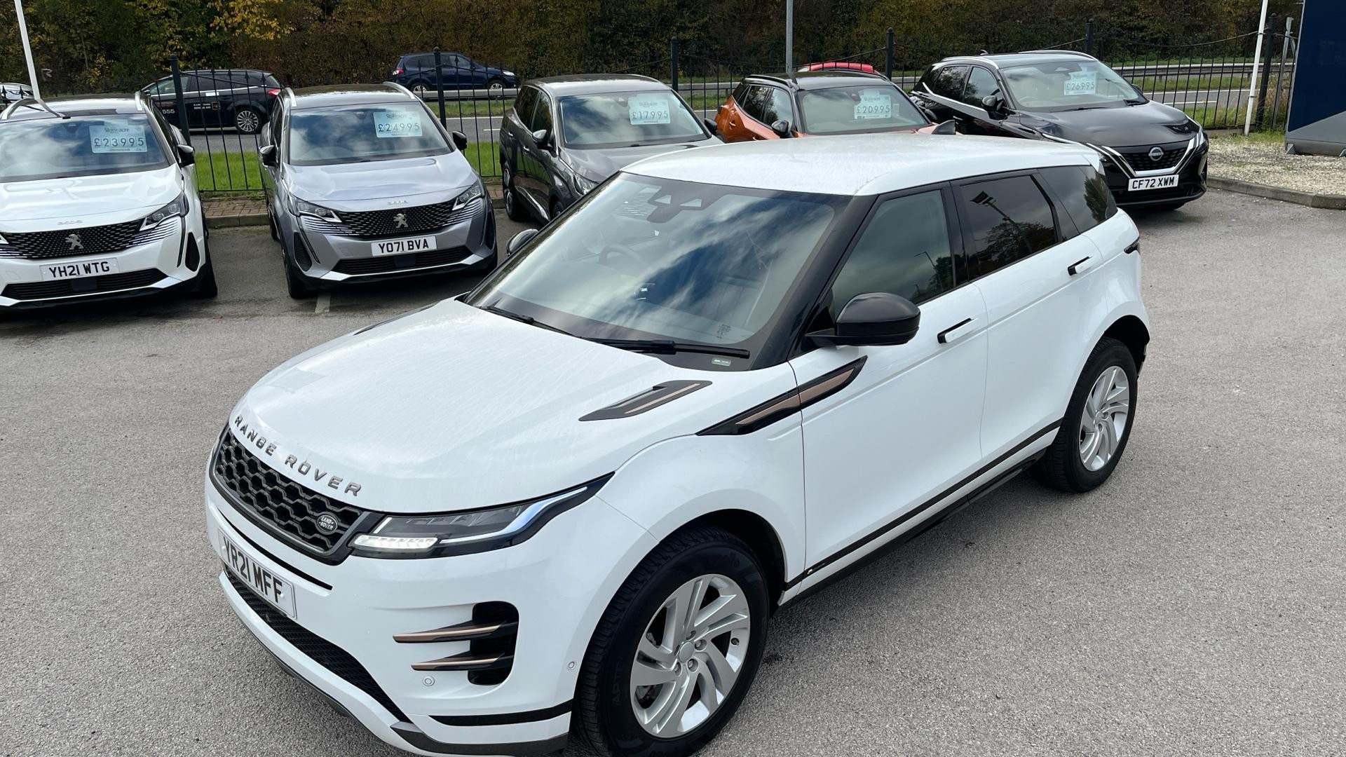 Land Rover Range Rover Evoque Image 35