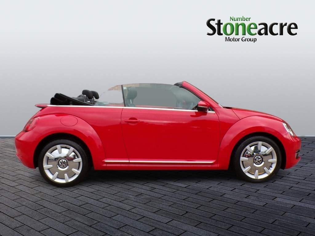 Volkswagen Beetle Image 2