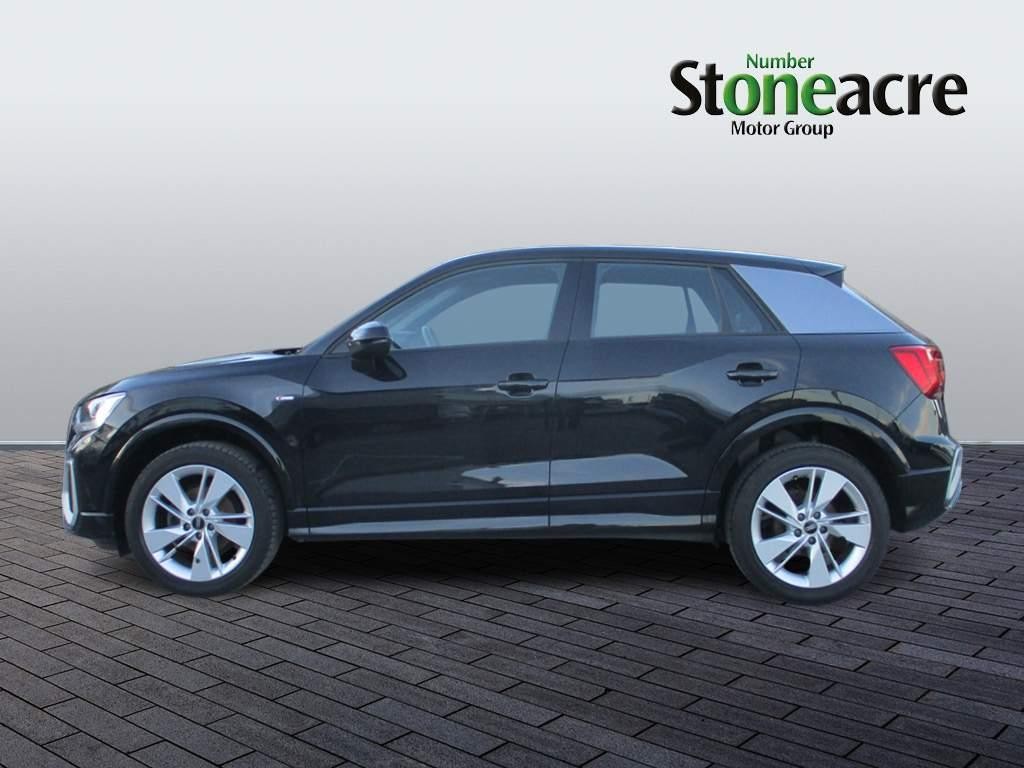 Audi Q2 Image 6