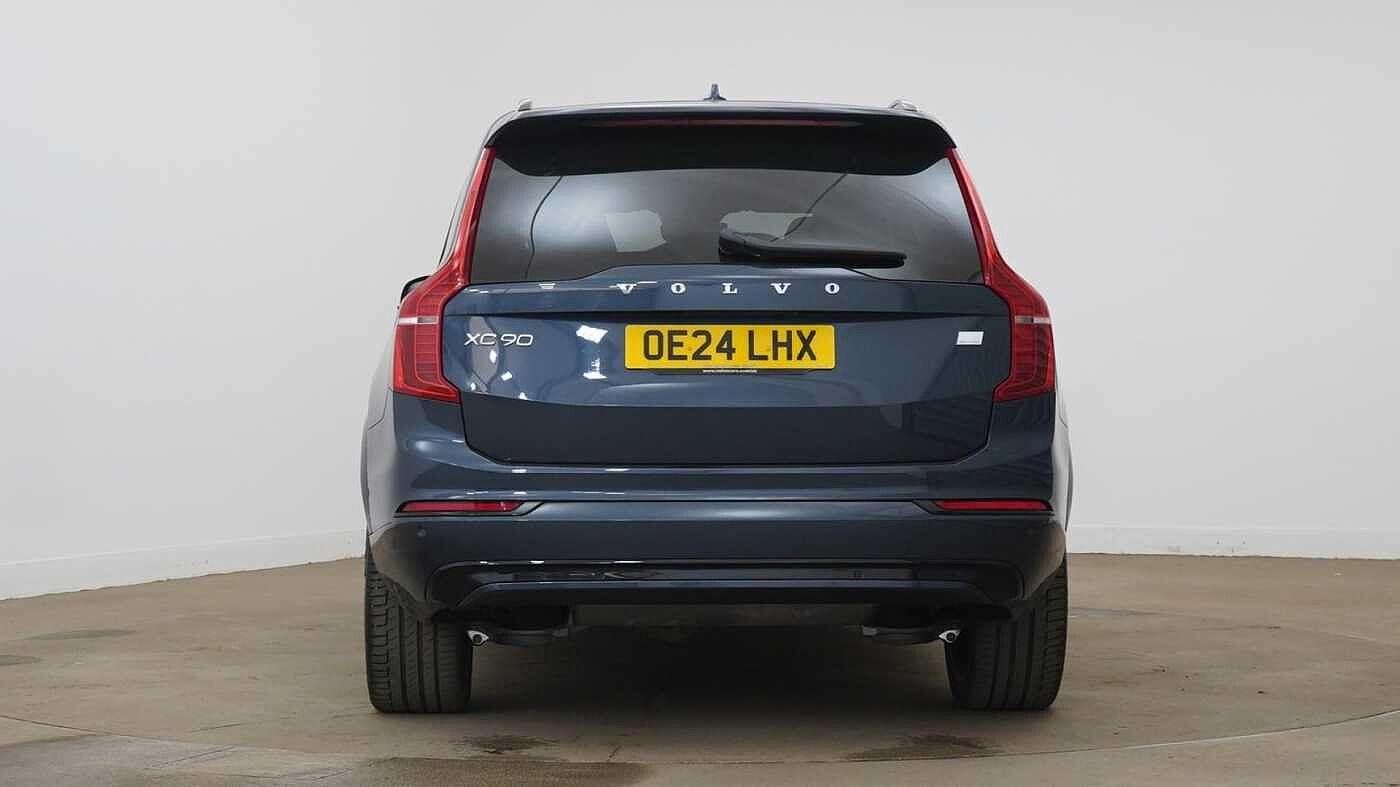 Volvo XC90 Image 4