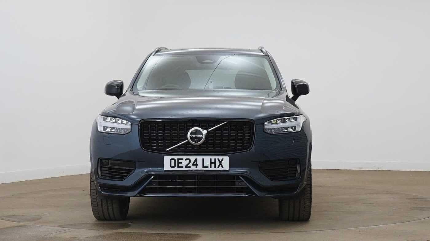 Volvo XC90 Image 8