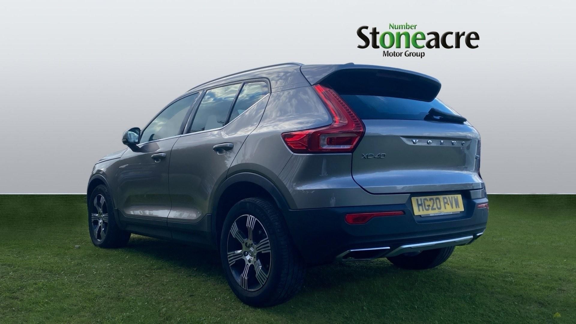 Volvo XC40 Image 2