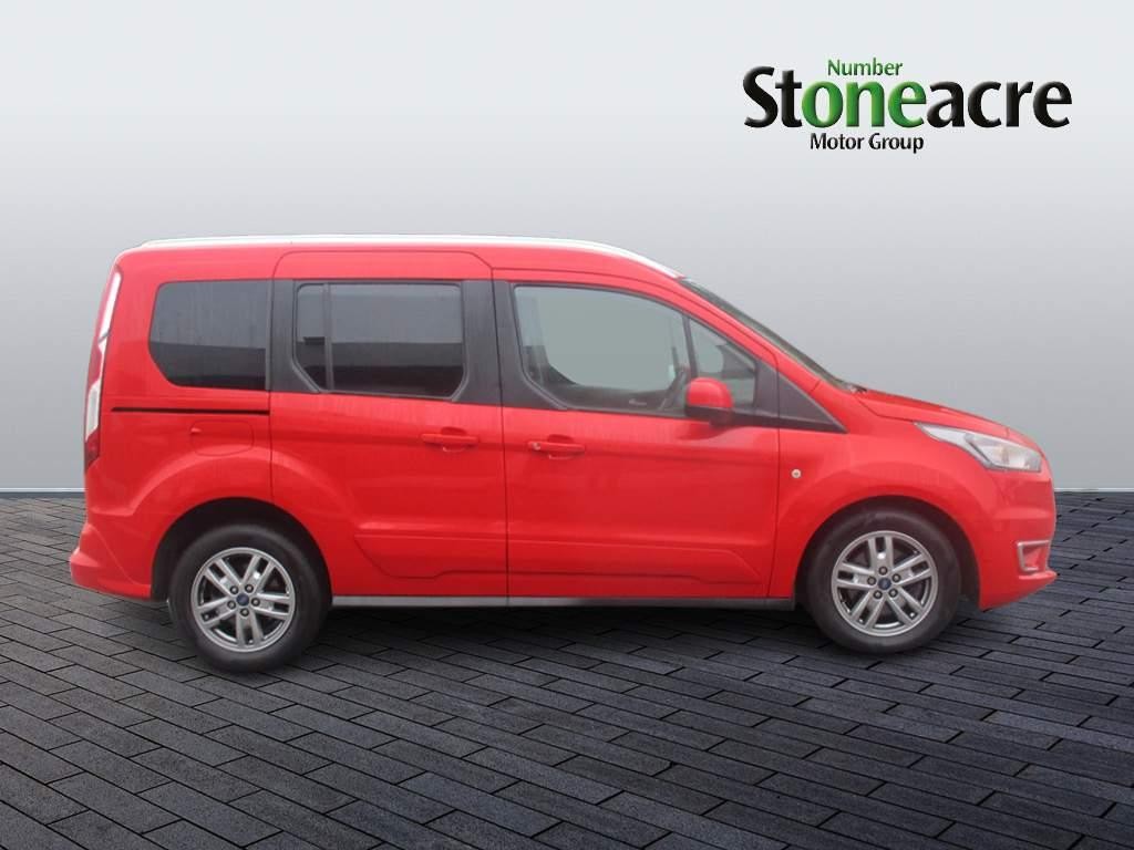 Ford Tourneo Connect Image 2