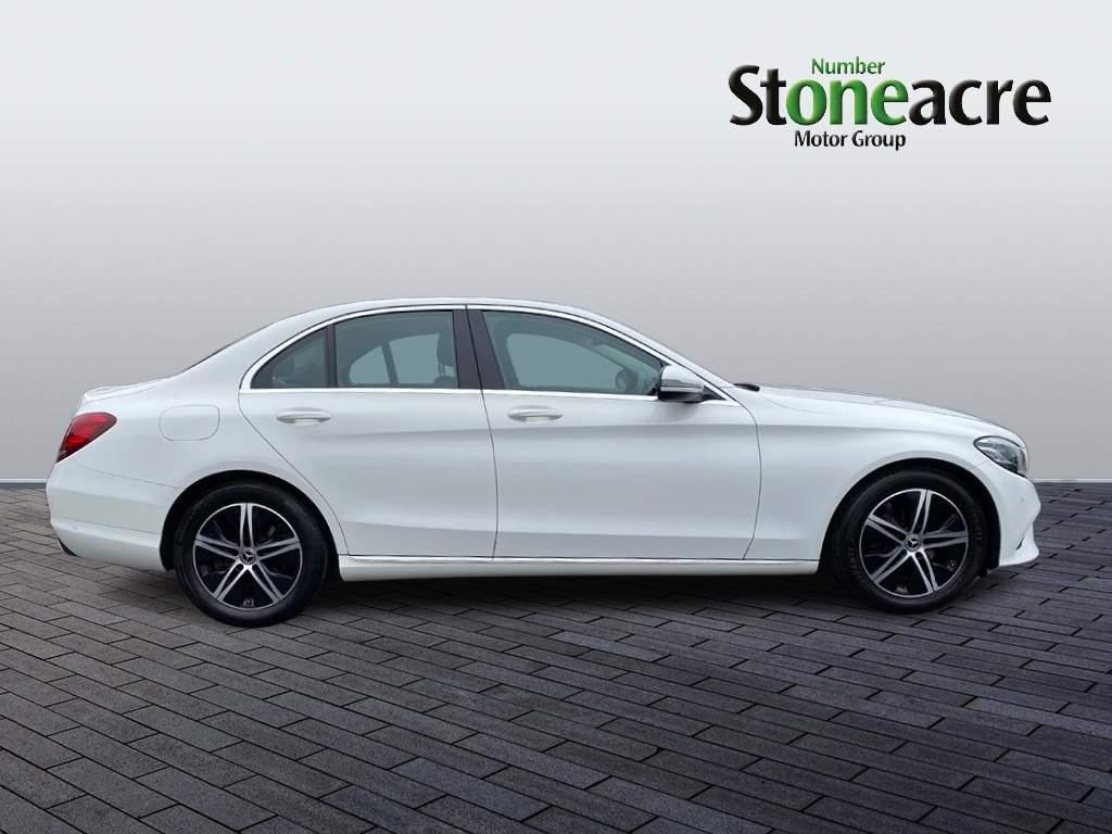 Mercedes-Benz C-Class Image 2