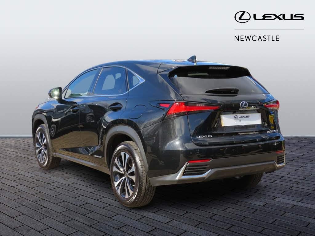 Lexus NX Self-Charging Hybrid Image 8