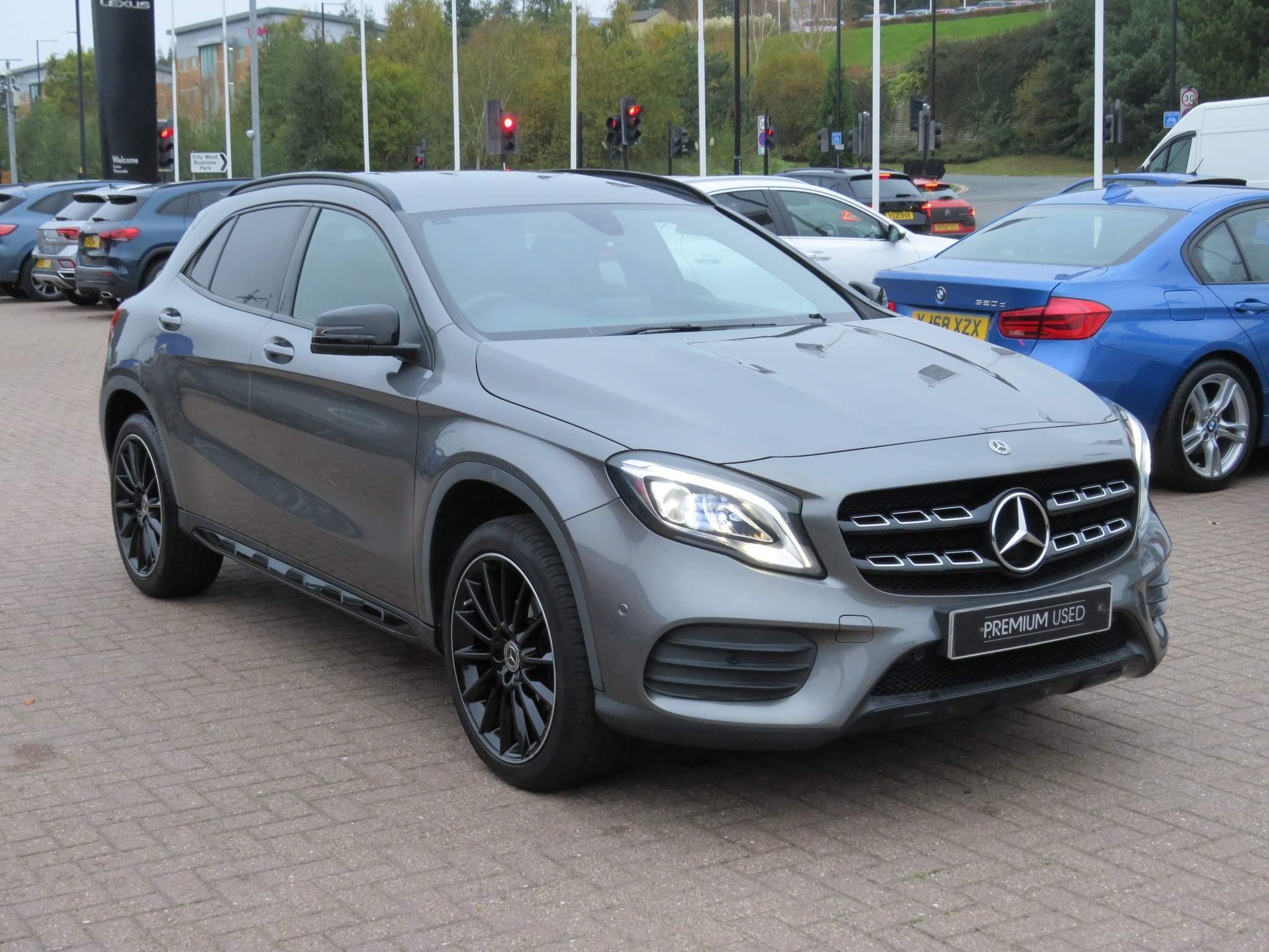 Mercedes-Benz GLA Image 1