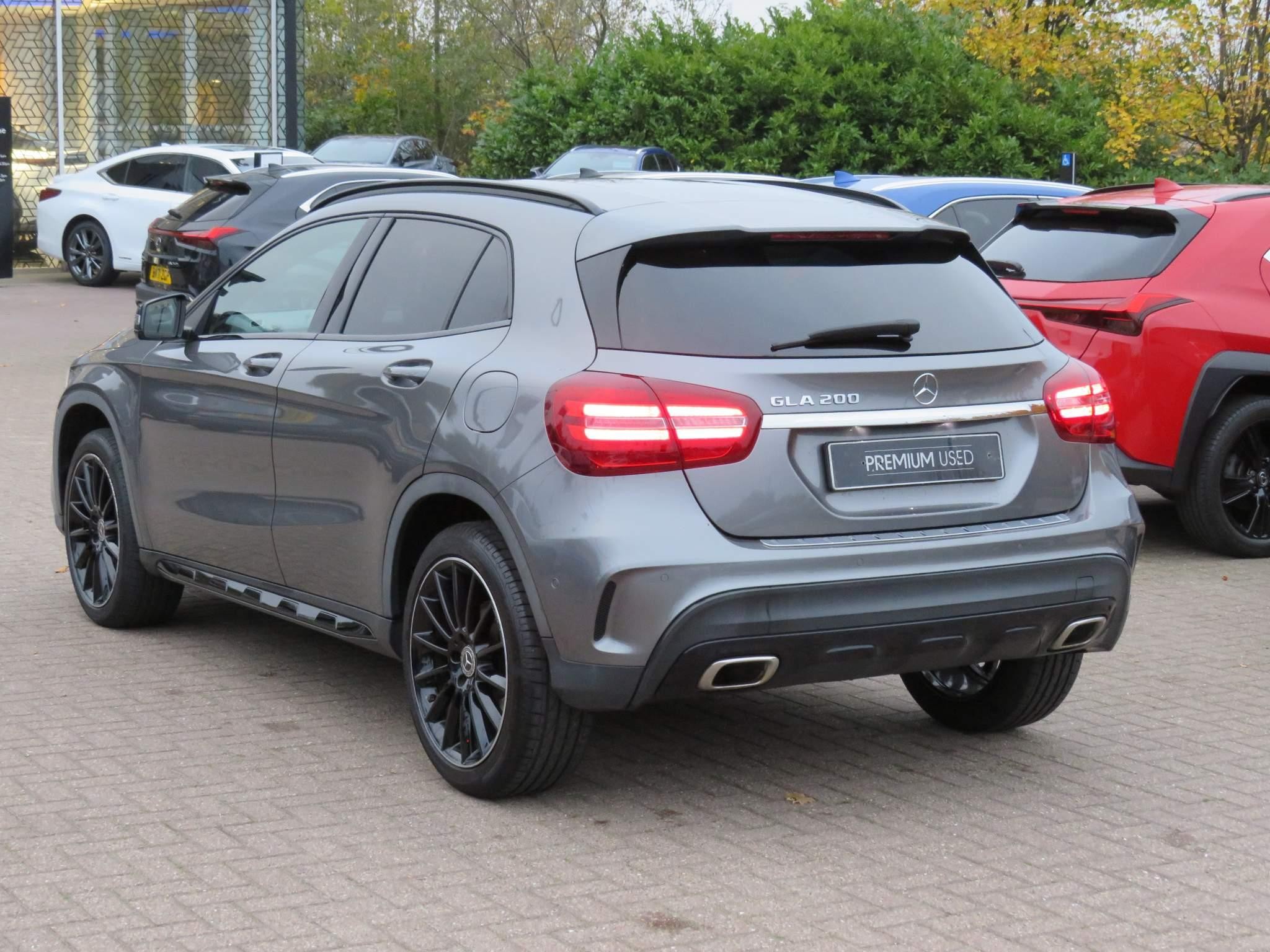 Mercedes-Benz GLA Image 7