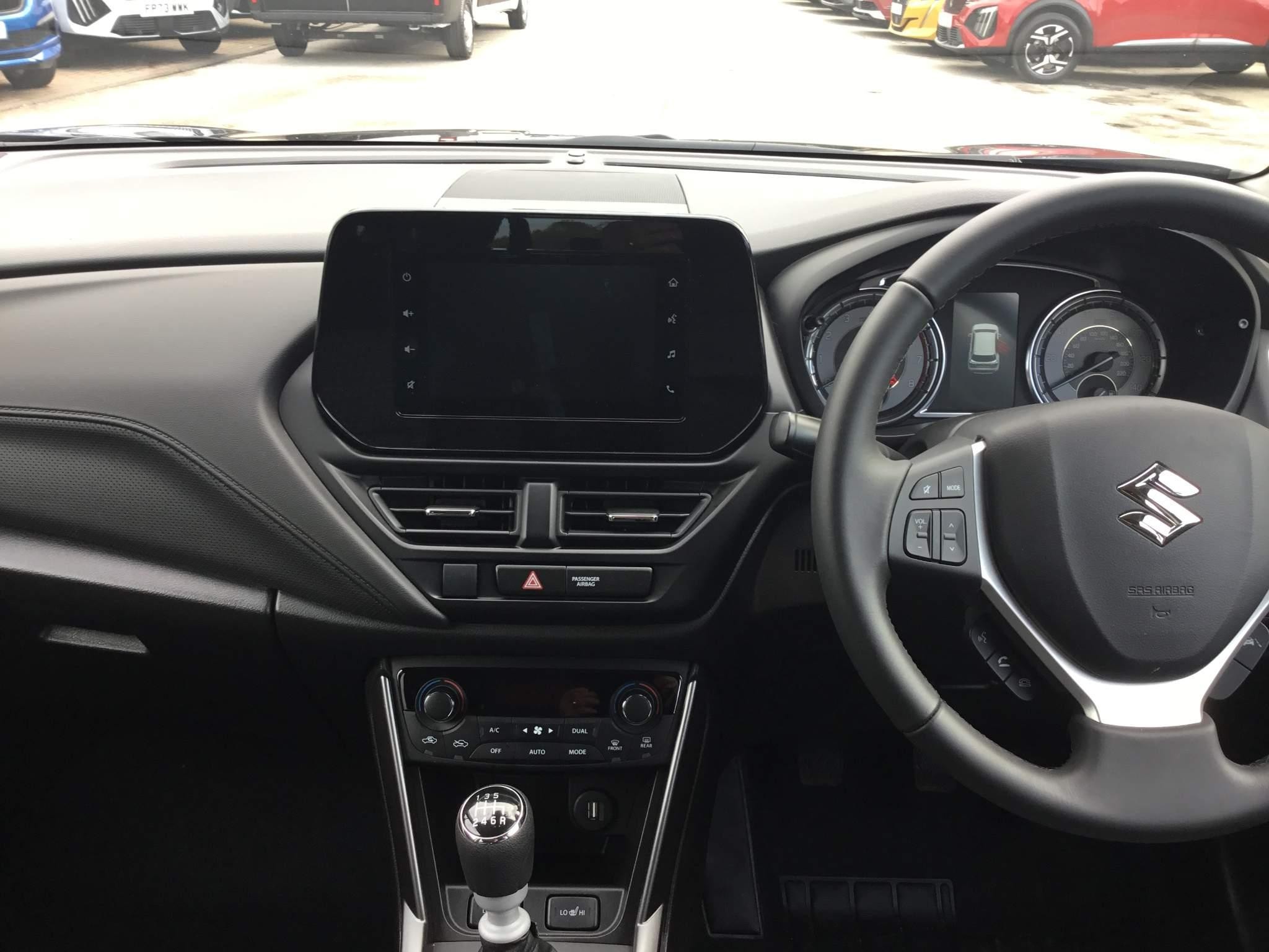 Suzuki SX4 S-Cross Image 11