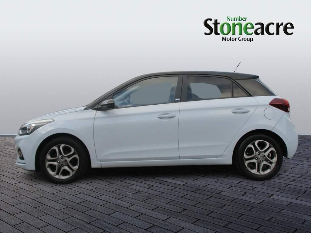 Hyundai i20 Image 6