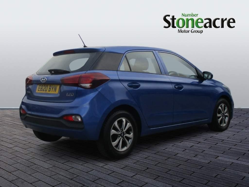 Hyundai i20 Image 3