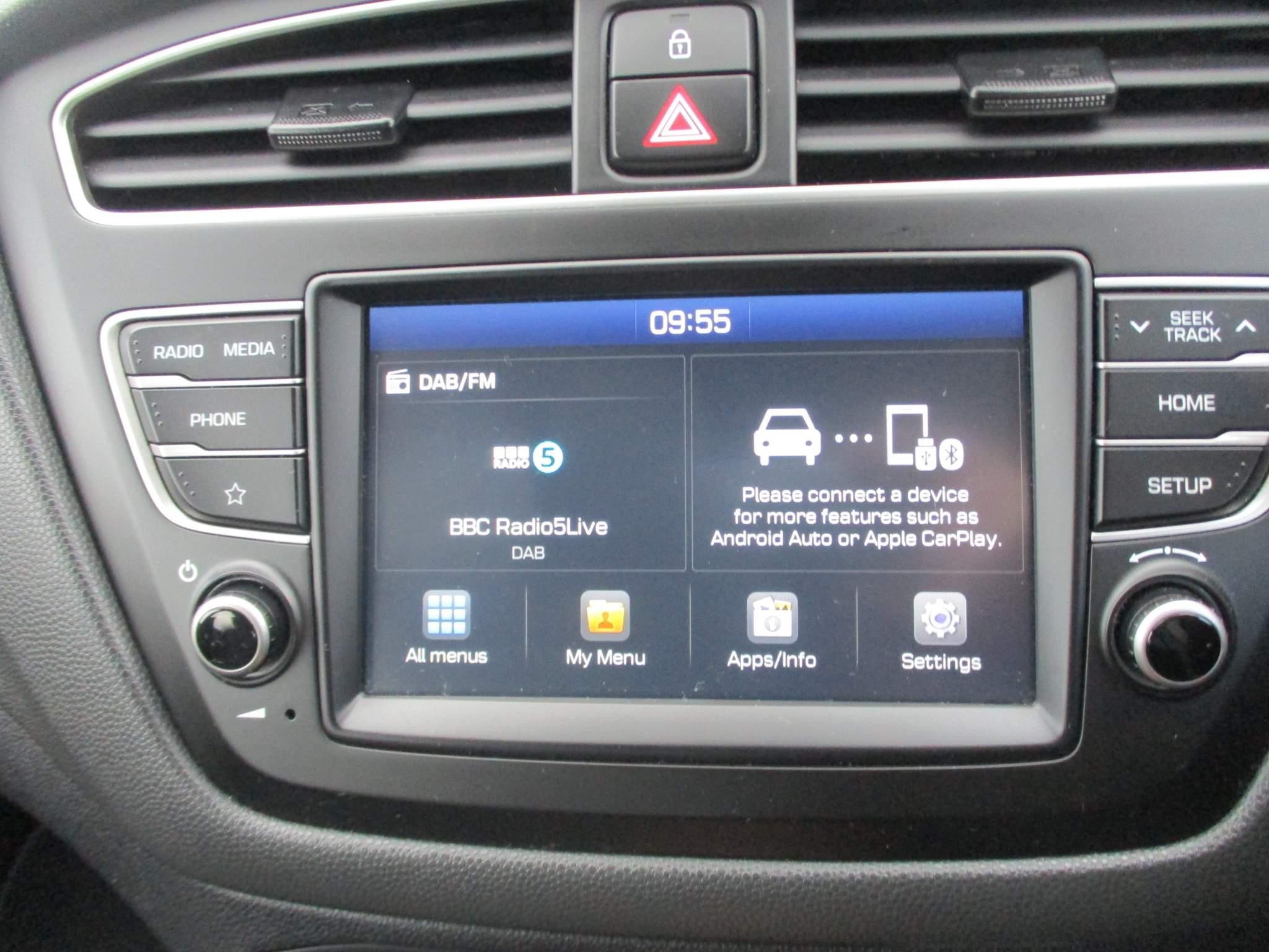 Hyundai i20 Image 17