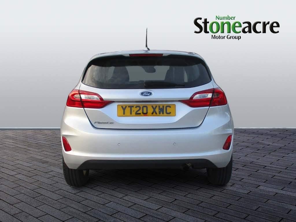 Ford Fiesta Image 4