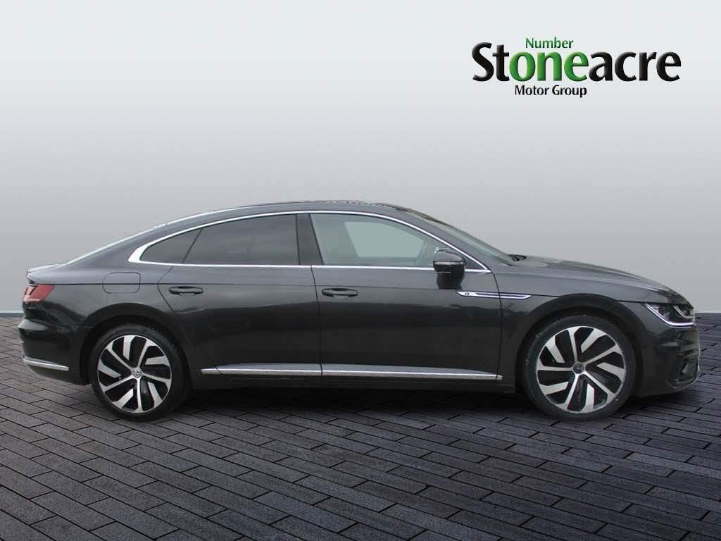 Volkswagen Arteon Image 2