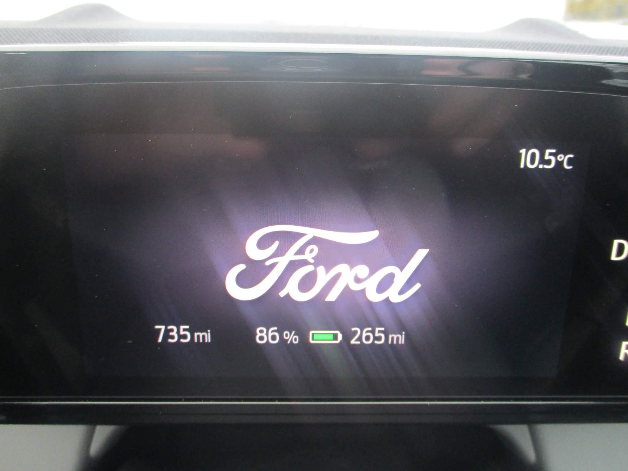 Ford Explorer Image 14