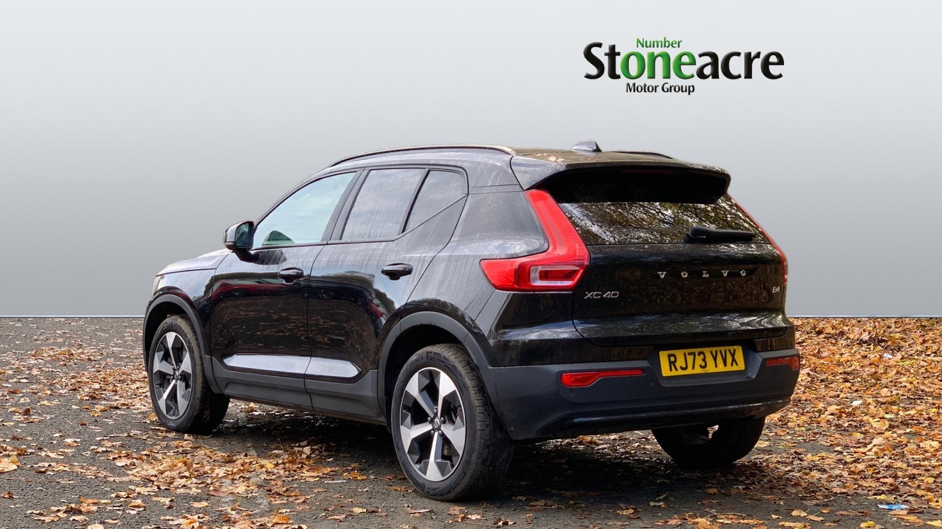 Volvo XC40 Image 2