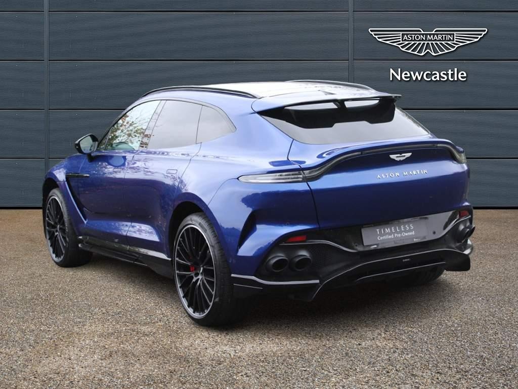 Aston Martin DBX Image 5