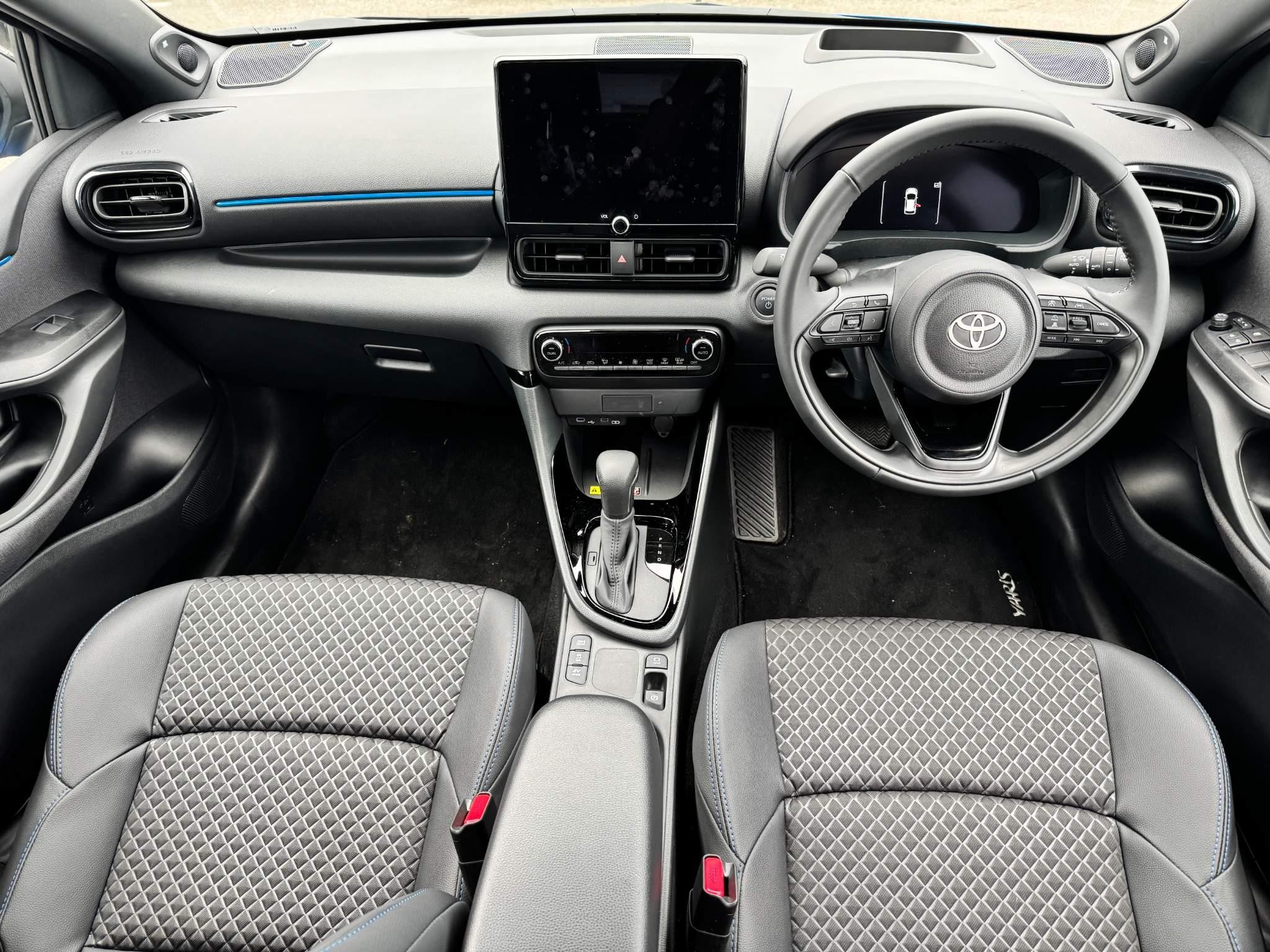 Toyota Yaris Image 17