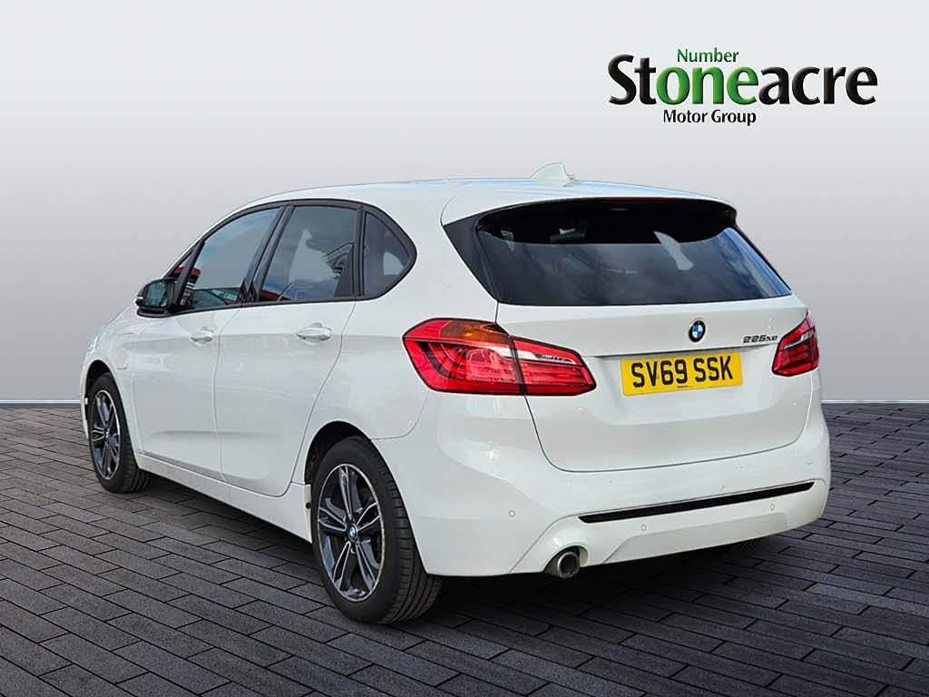 BMW 2 Series Active Tourer Image 5