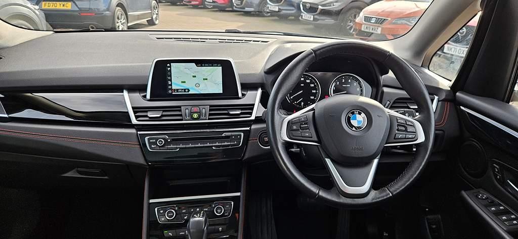 BMW 2 Series Active Tourer Image 12