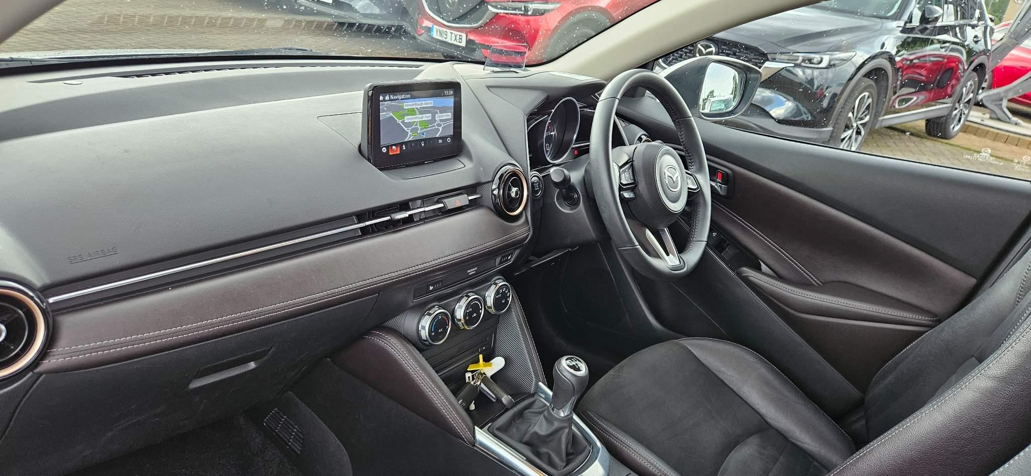 Mazda2 Image 13