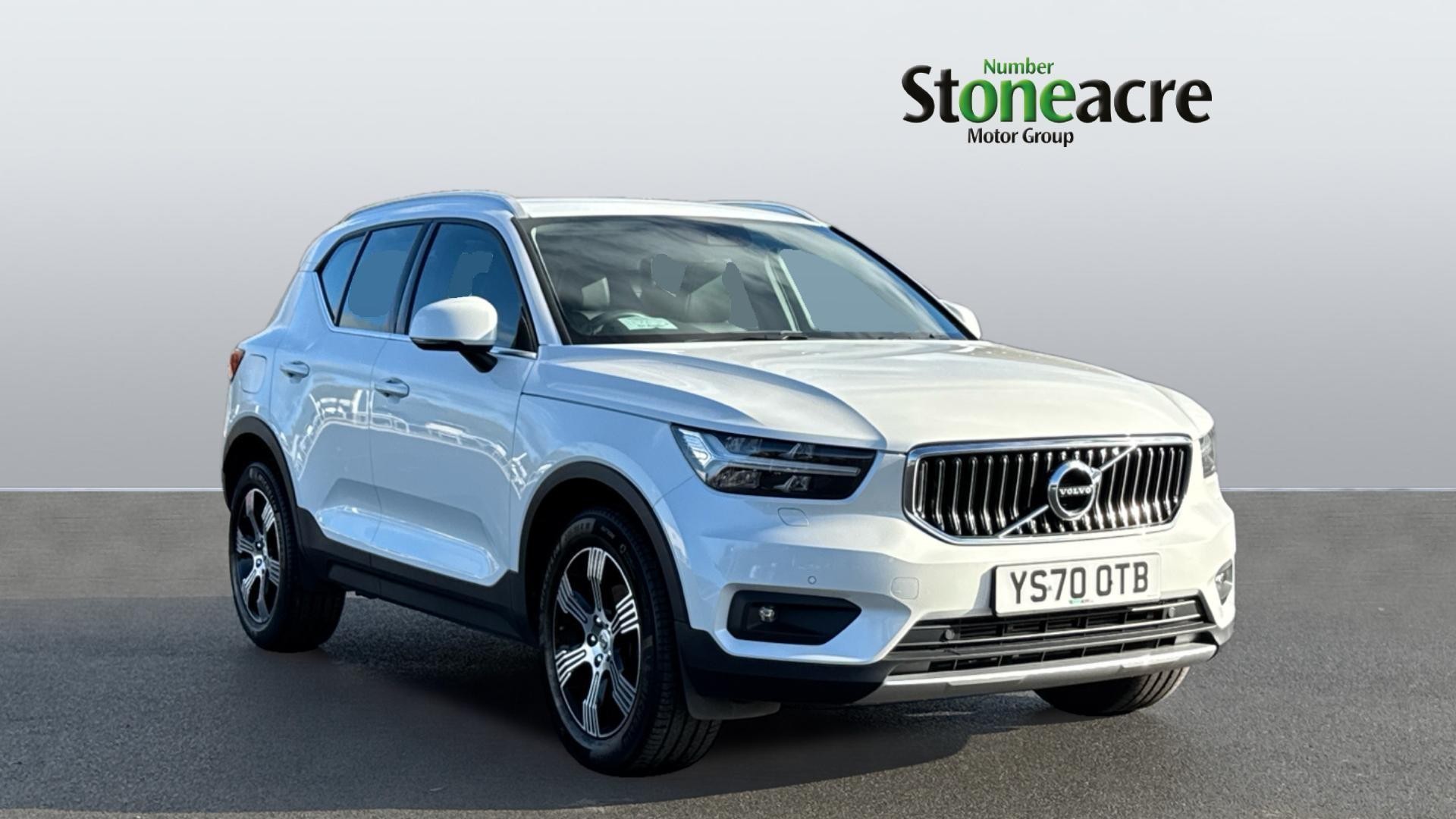 Volvo XC40 Image 1