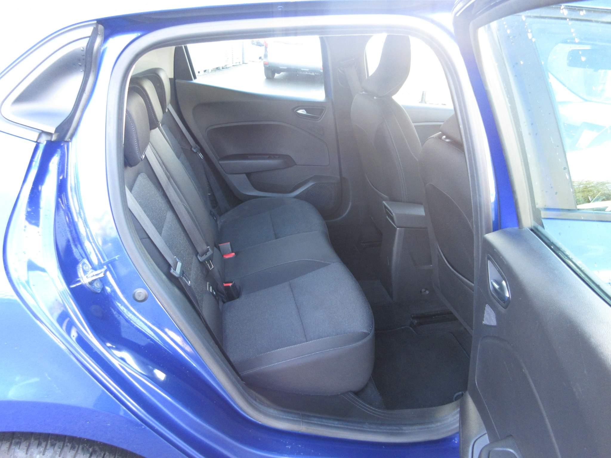 Renault Clio Image 11