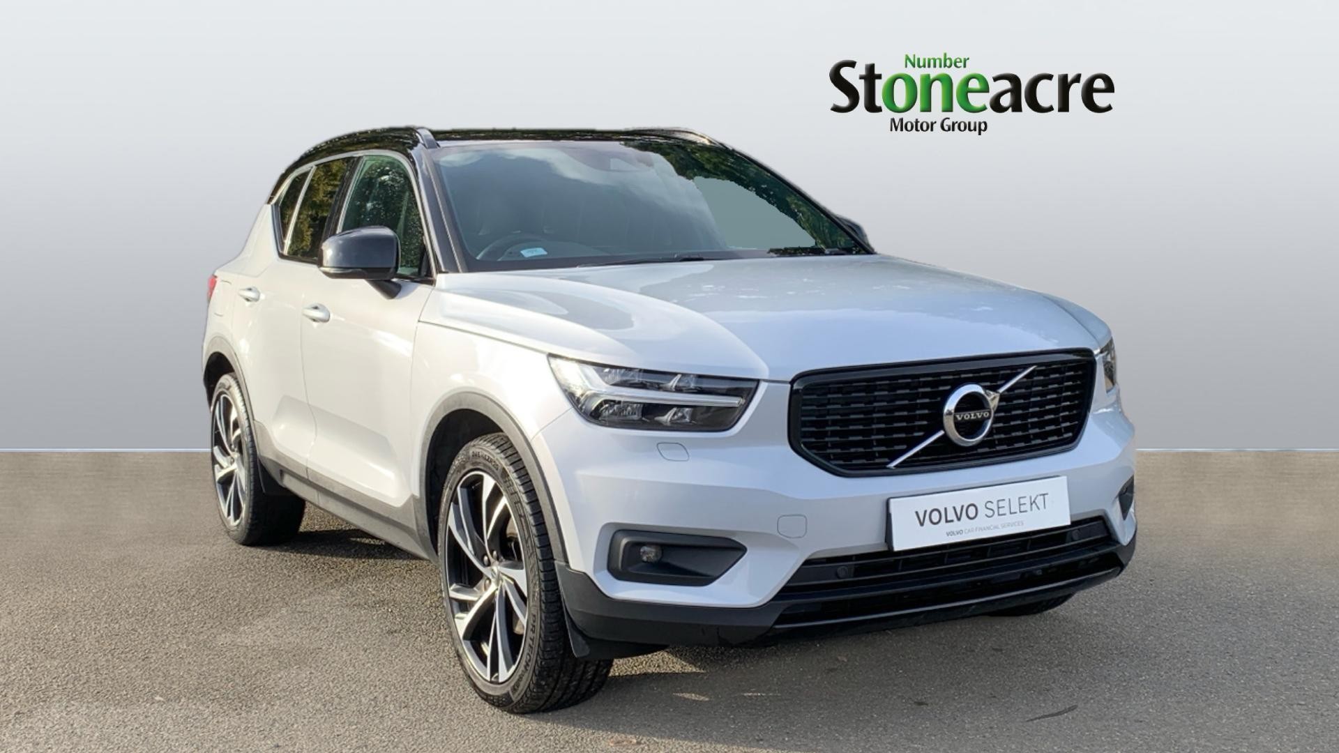 Volvo XC40 Image 1