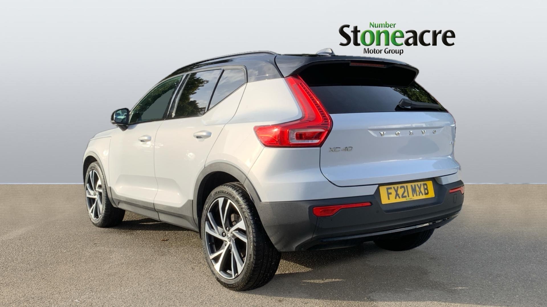 Volvo XC40 Image 2