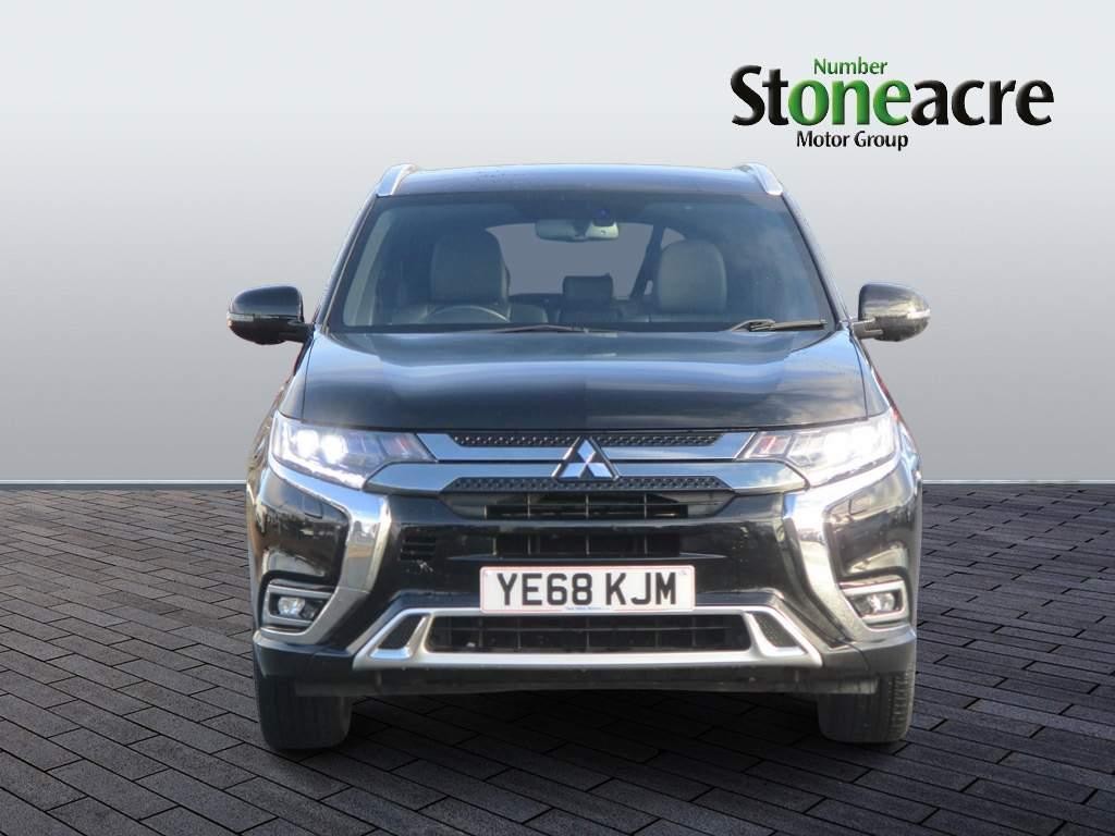 Mitsubishi Outlander Image 8