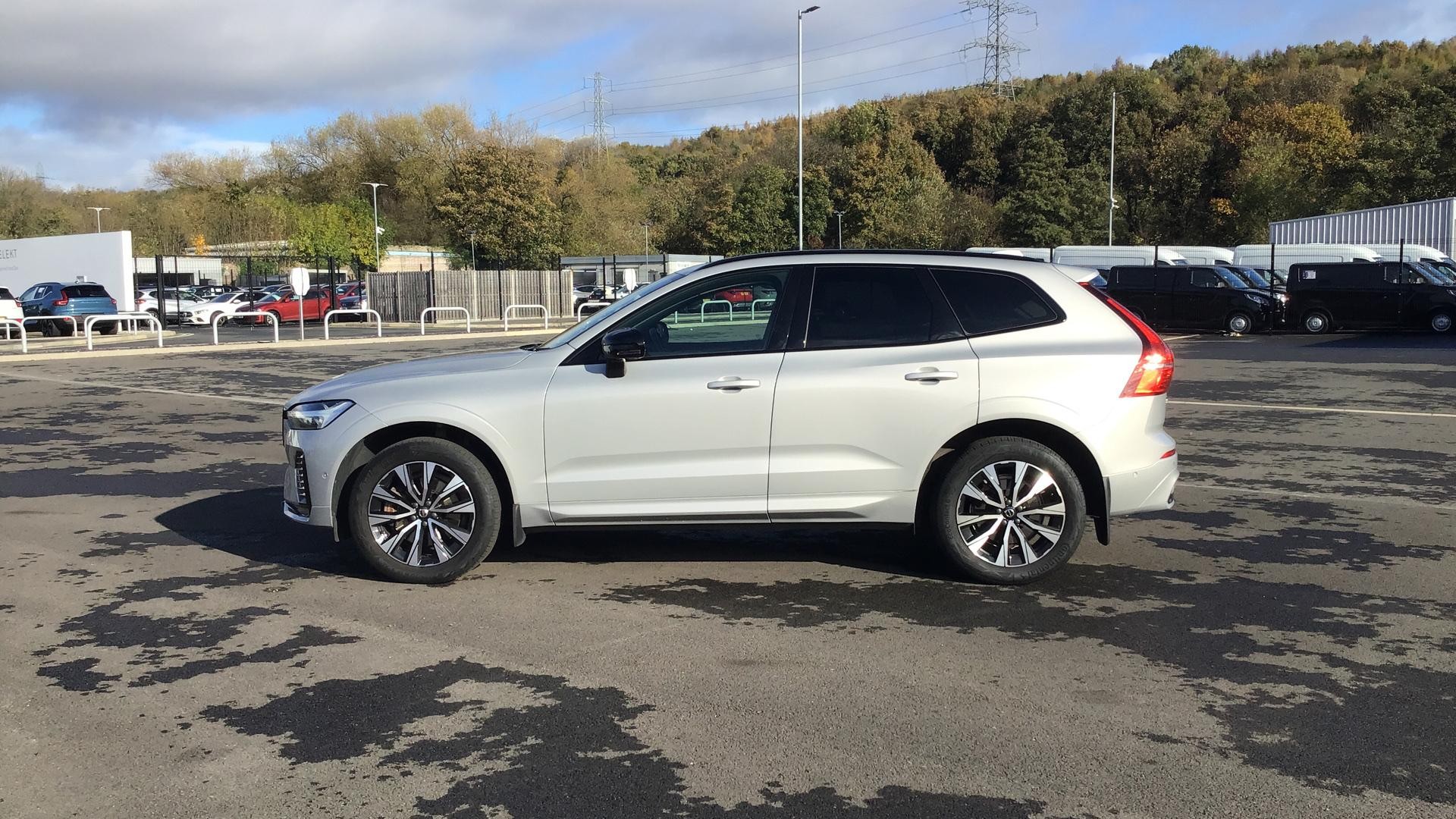 Volvo XC60 Image 8