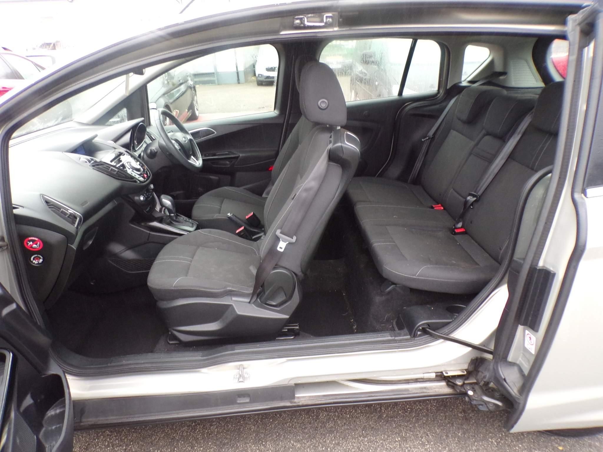 Ford B-Max Image 16