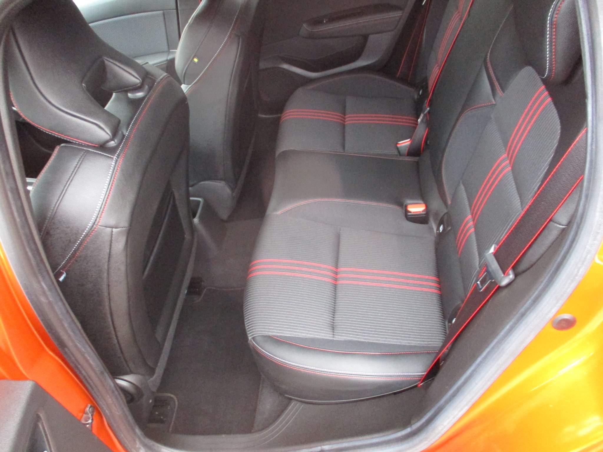 Renault Clio Image 12