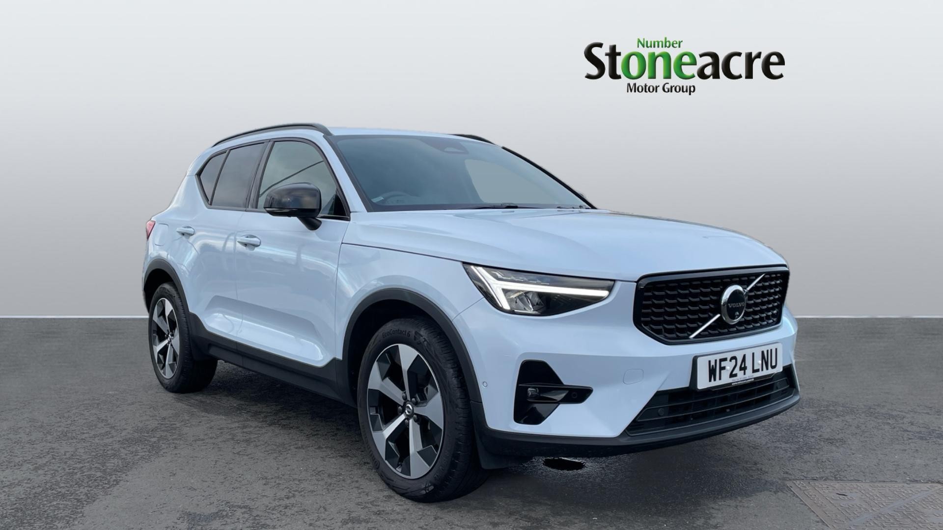 Volvo XC40 Image 1