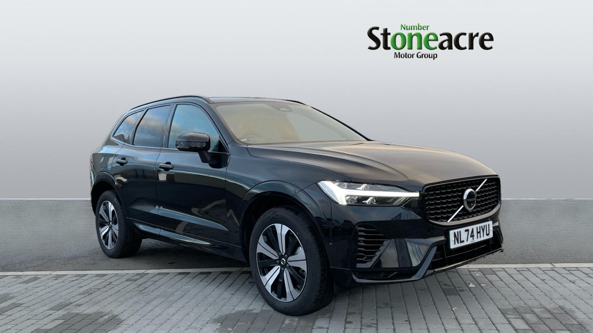 Volvo XC60 Image 1