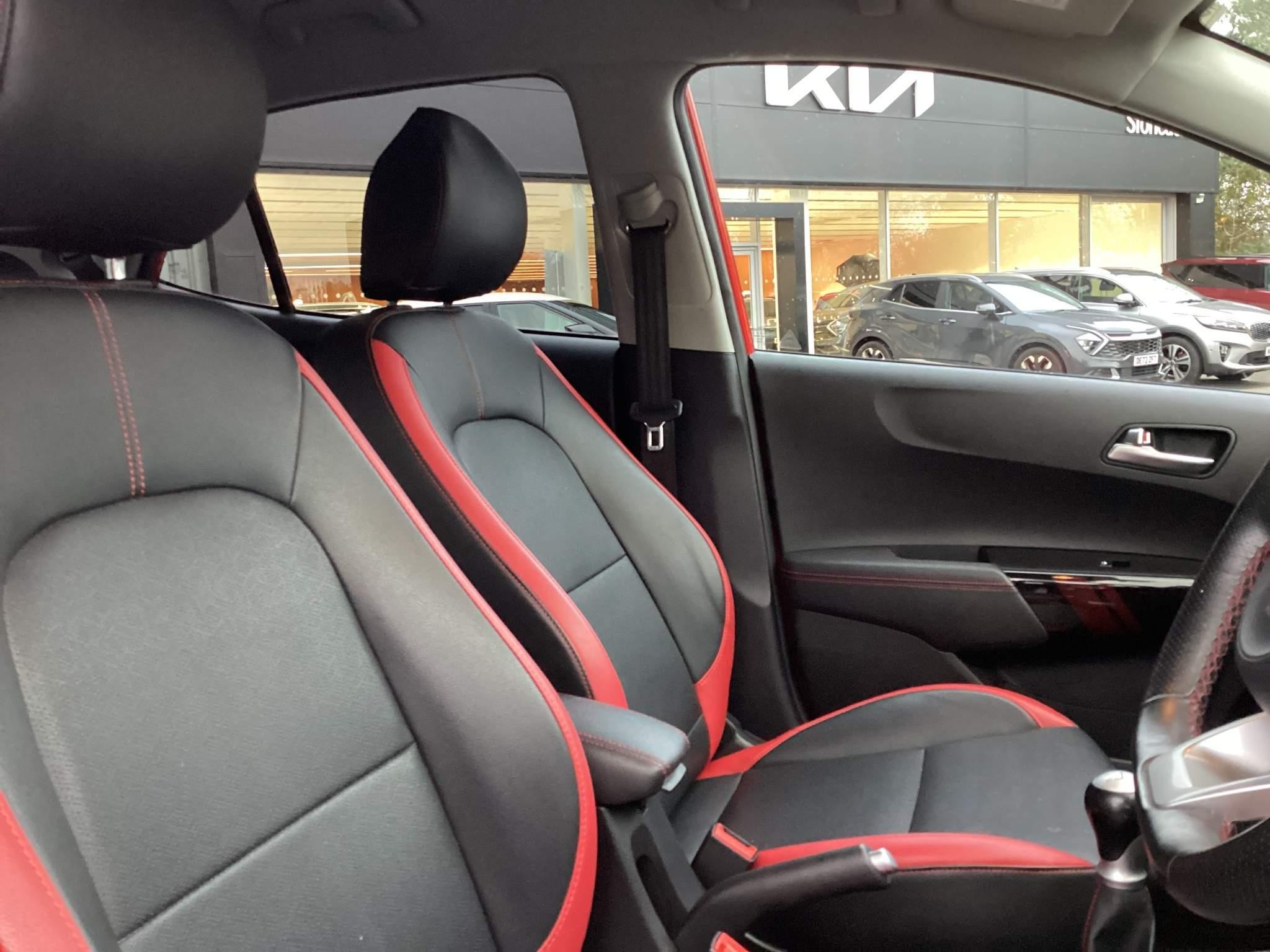 Kia Picanto Image 18