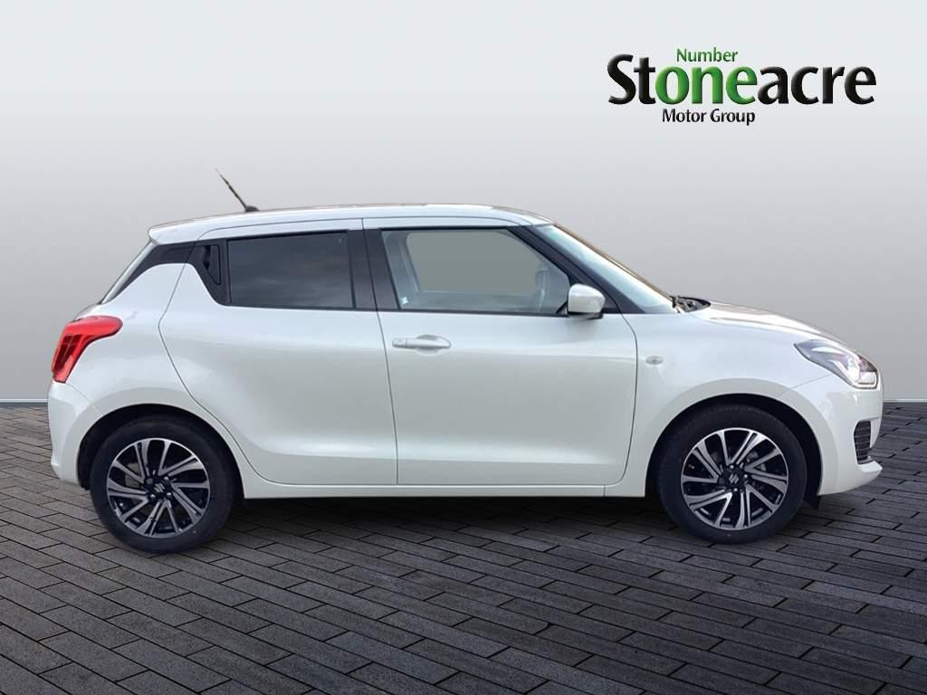 Suzuki Swift Image 5