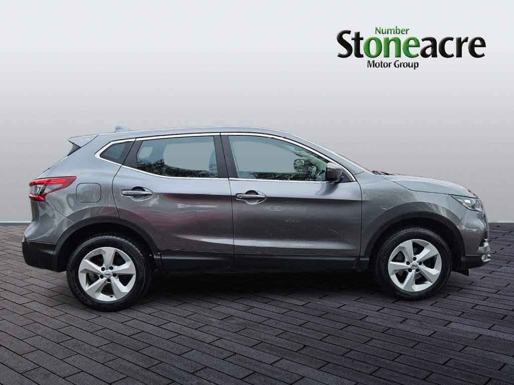 Nissan Qashqai Image 2