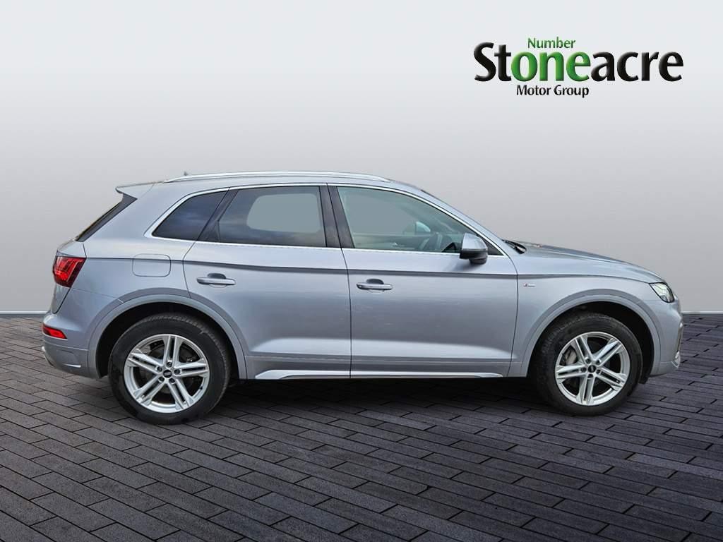 Audi Q5 Image 2