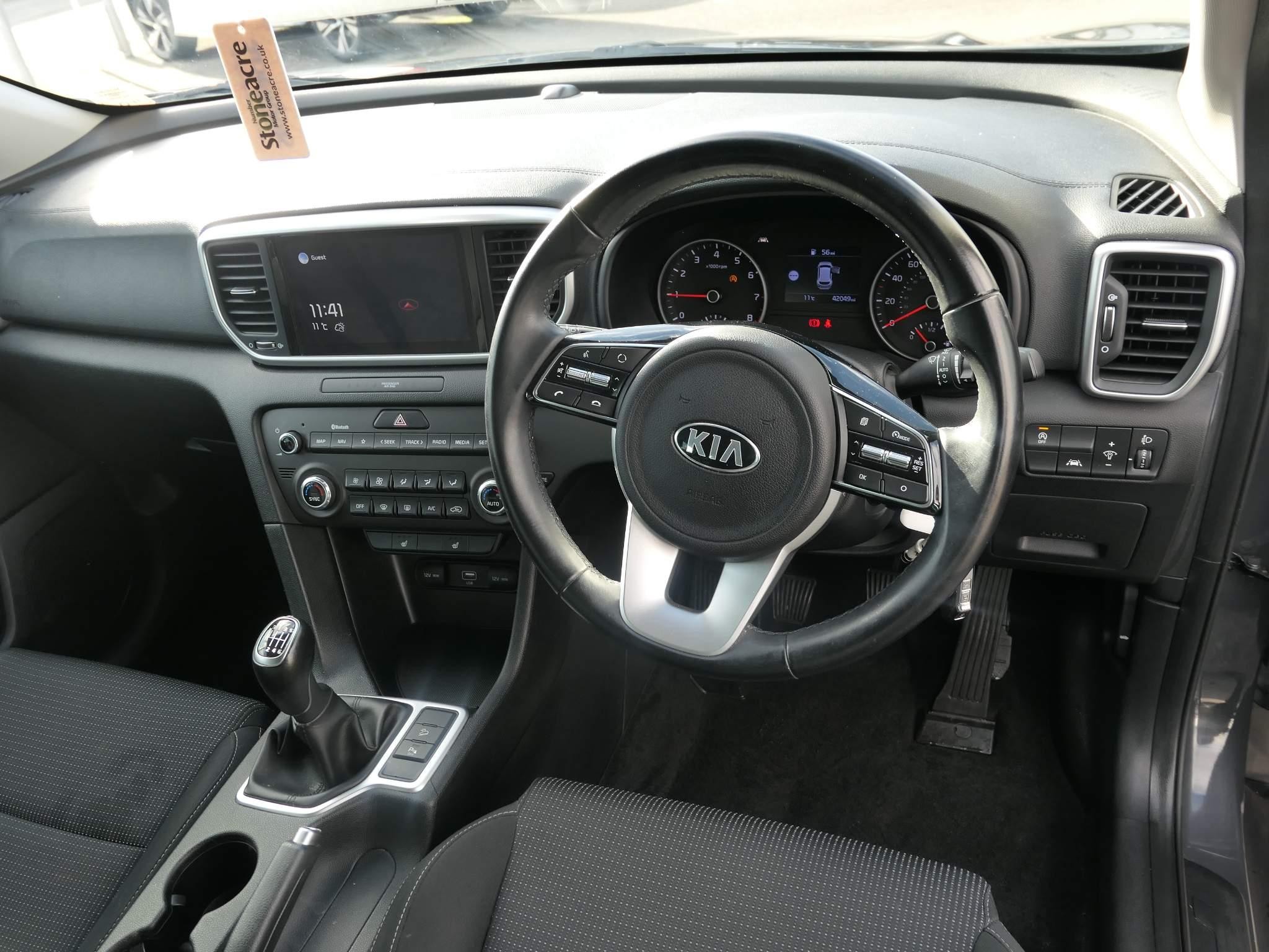 Kia Sportage Image 12