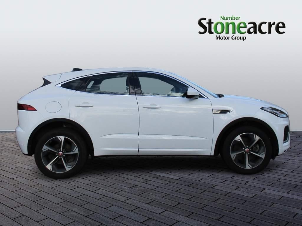 Jaguar E-Pace Image 4