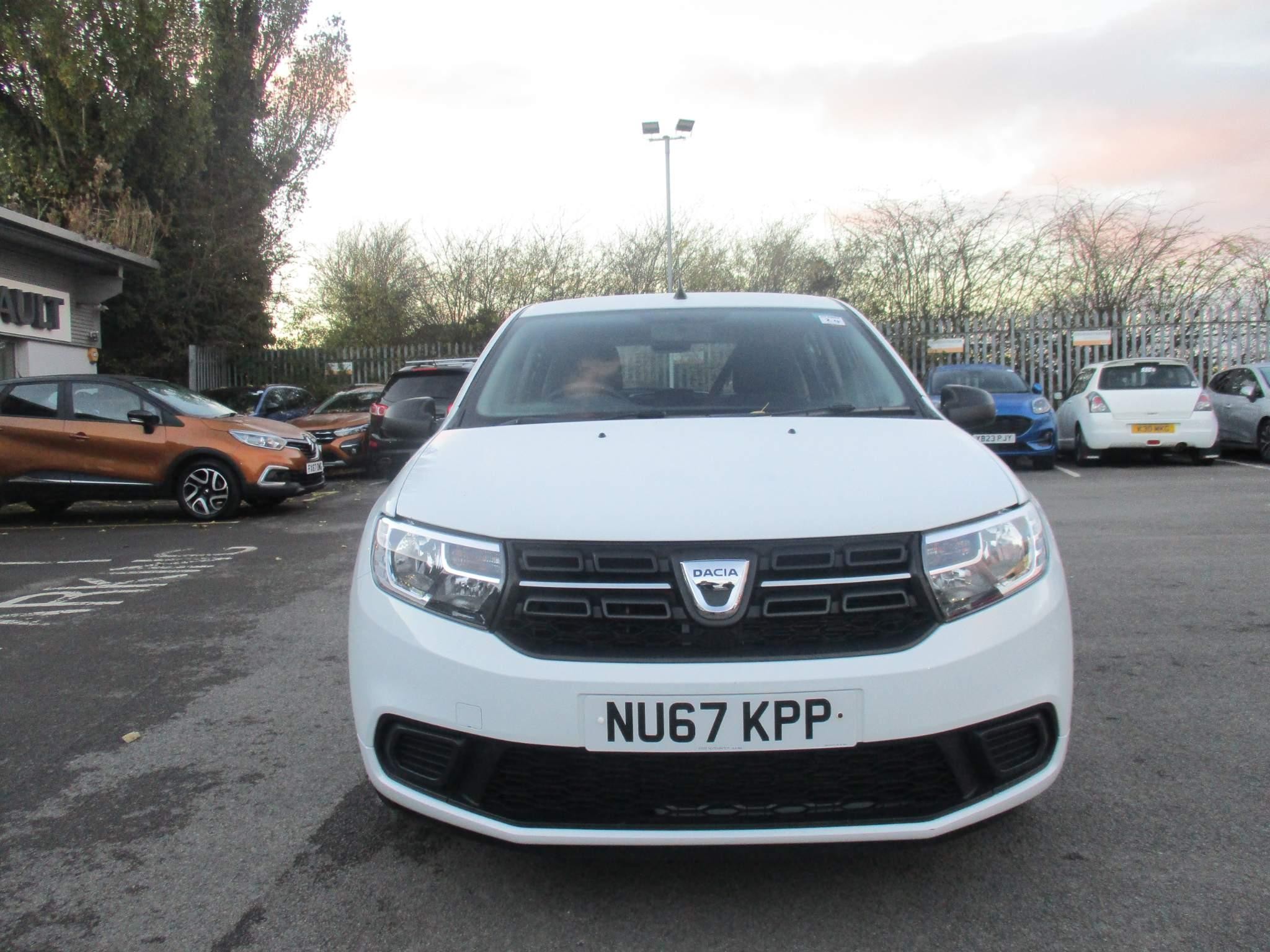 Dacia Sandero Image 2