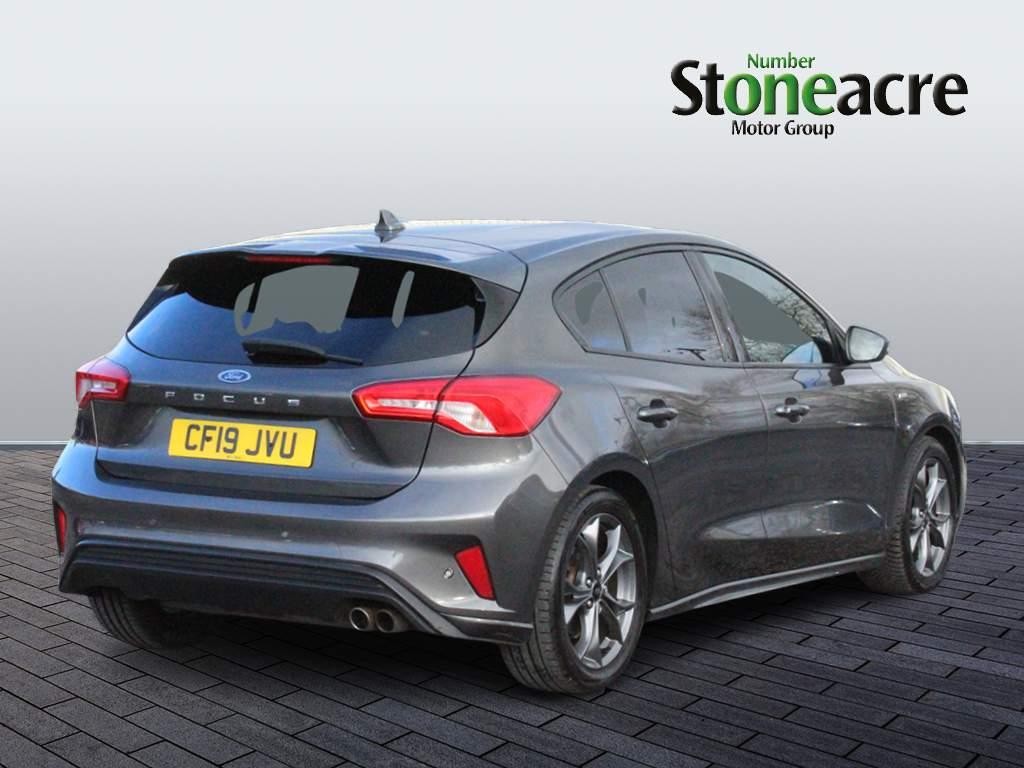 Ford Focus Image 3