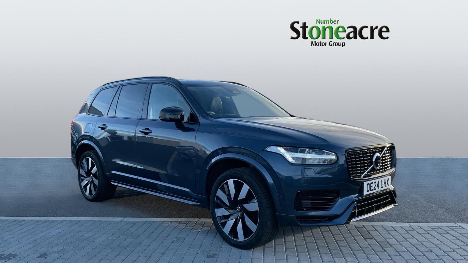 Volvo XC90 Image 1